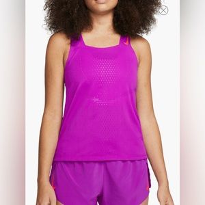 NWT- Nike Women’s Dri-FIT ADV AeroSwift Running Tank!